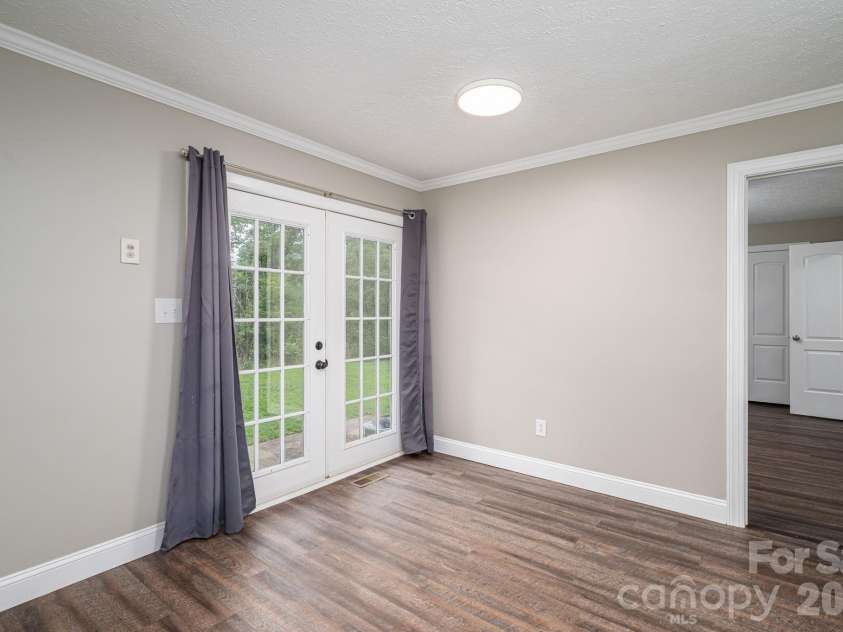 611 Borders Road, Shelby, NC 28150.  MLS# CAR4411873, YatesRealty ID 41879. 