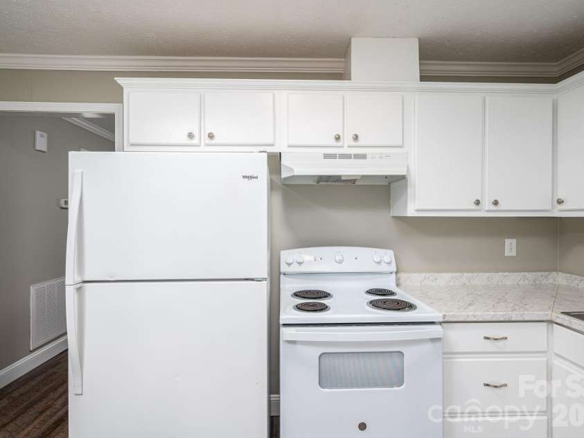 611 Borders Road, Shelby, NC 28150.  MLS# CAR4411873, YatesRealty ID 41879. 