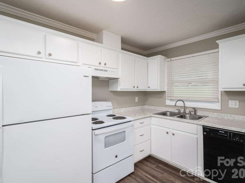 611 Borders Road, Shelby, NC 28150.  MLS# CAR4411873, YatesRealty ID 41879. 