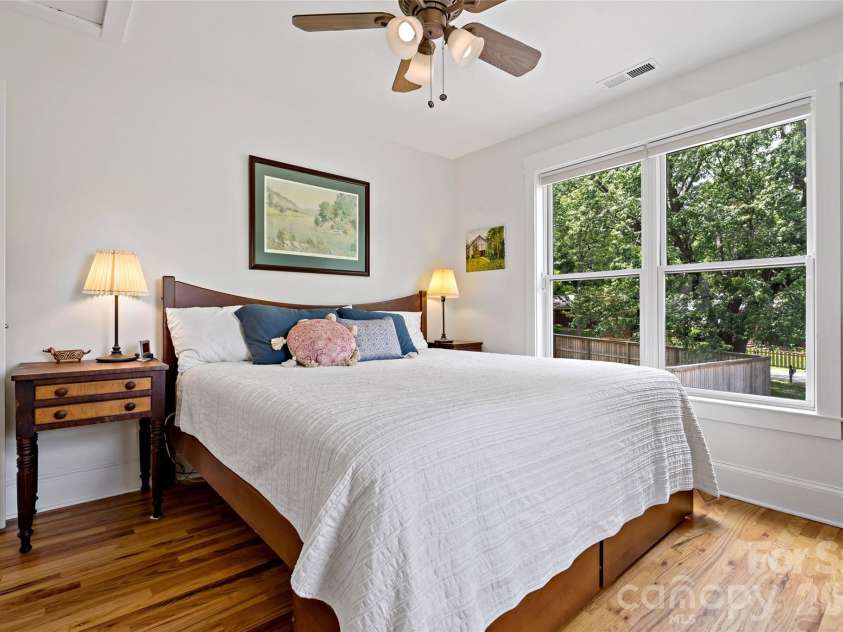 24 Browndale Road, Asheville, NC 28805.  MLS# CAR4407977, YatesRealty ID 41882. 