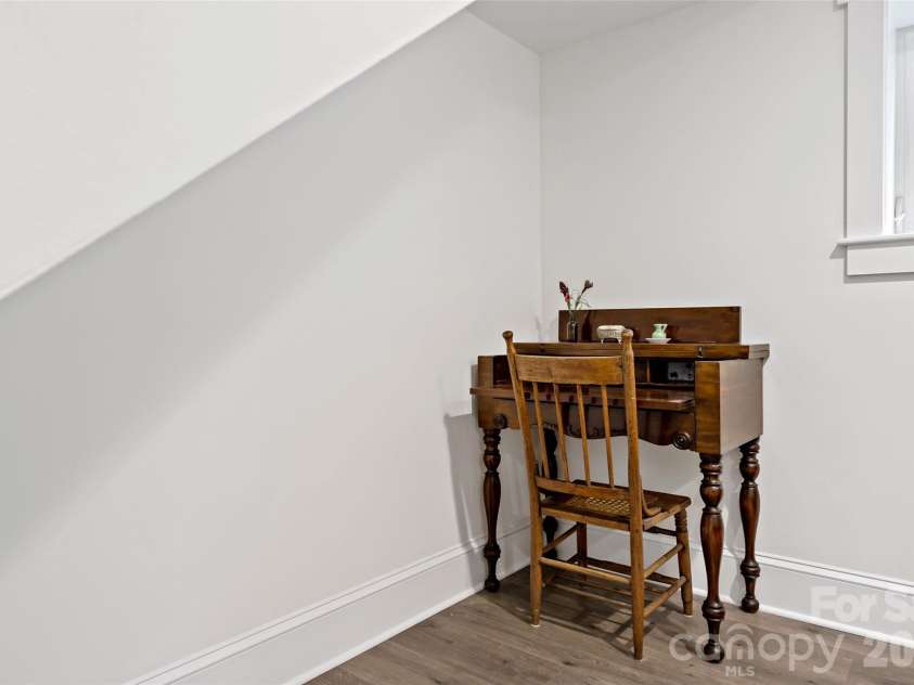 24 Browndale Road, Asheville, NC 28805.  MLS# CAR4407977, YatesRealty ID 41882. 