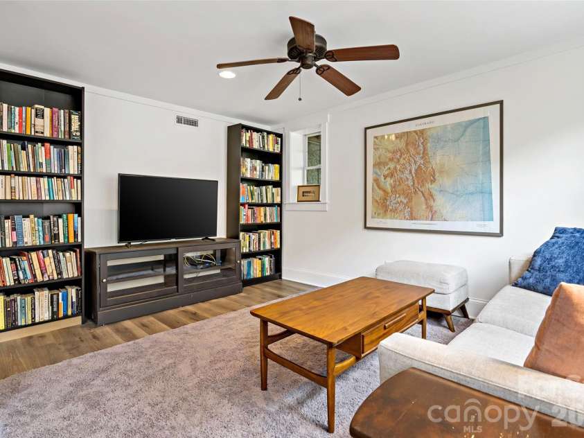 24 Browndale Road, Asheville, NC 28805.  MLS# CAR4407977, YatesRealty ID 41882. 