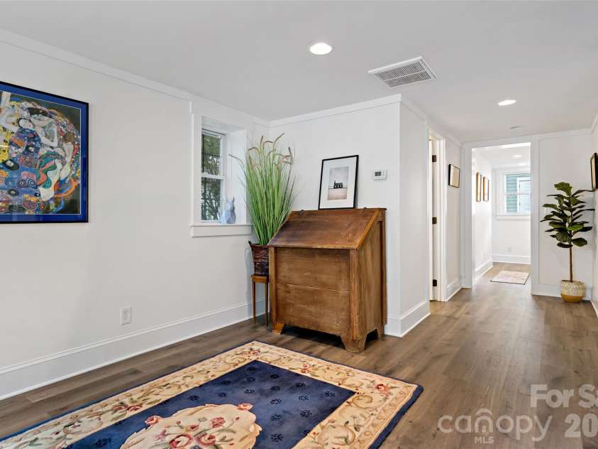24 Browndale Road, Asheville, NC 28805.  MLS# CAR4407977, YatesRealty ID 41882. 