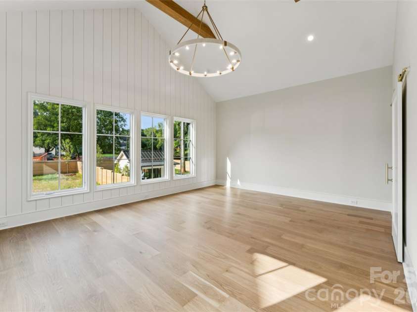 630 Ashworth Road, Charlotte, NC 28211.  MLS# CAR4405743, YatesRealty ID 41885. 