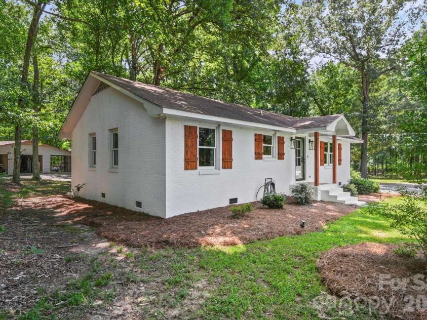 6214 New Salem Road, Marshville, NC 28103.  MLS# CAR4409358, YatesRealty ID 41886. 