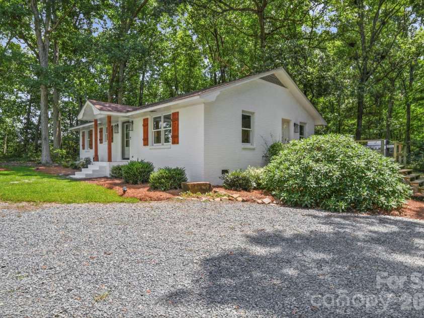 6214 New Salem Road, Marshville, NC 28103.  MLS# CAR4409358, YatesRealty ID 41886. 