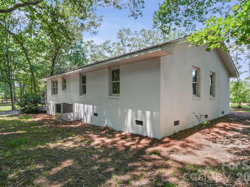 6214 New Salem Road, Marshville, NC 28103.  MLS# CAR4409358, YatesRealty ID 41886. 