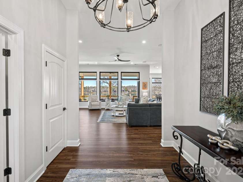 106 Beachview Drive, Mooresville, NC 28117.  MLS# CAR4228983, YatesRealty ID 4189. Inviting Entry looks out to the lake!