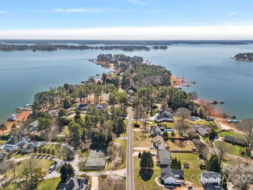 106 Beachview Drive, Mooresville, NC 28117.  MLS# CAR4228983, YatesRealty ID 4189. Isle of Pines Sky View