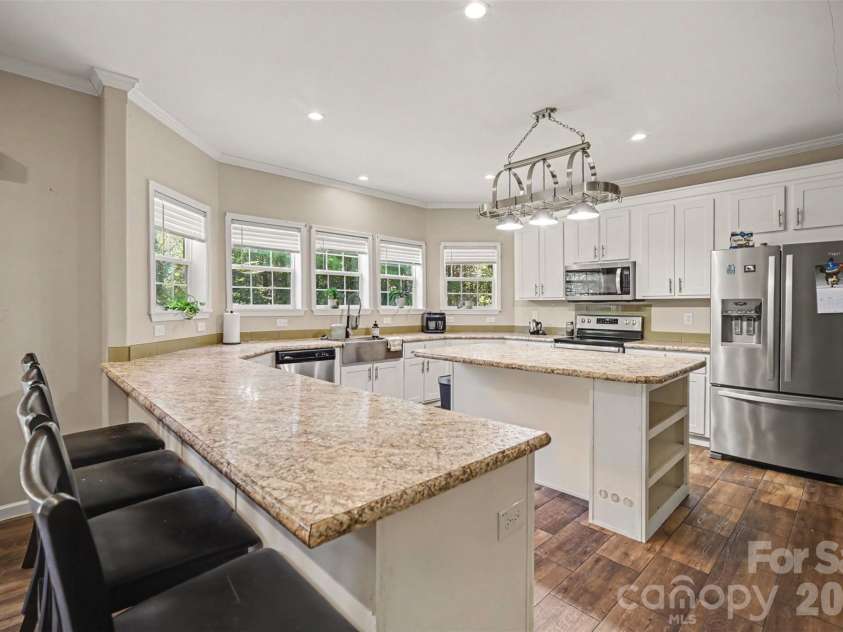 2702 Henry Knob Road, Clover, SC 29710.  MLS# CAR4410295, YatesRealty ID 41890. 