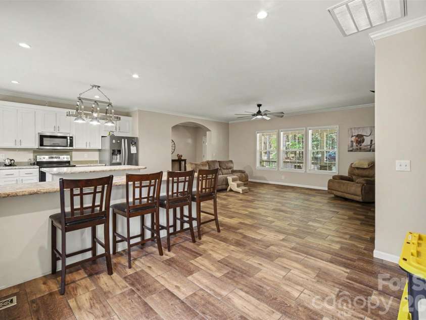 2702 Henry Knob Road, Clover, SC 29710.  MLS# CAR4410295, YatesRealty ID 41890. 