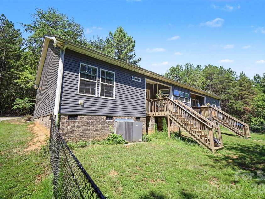 2702 Henry Knob Road, Clover, SC 29710.  MLS# CAR4410295, YatesRealty ID 41890. 