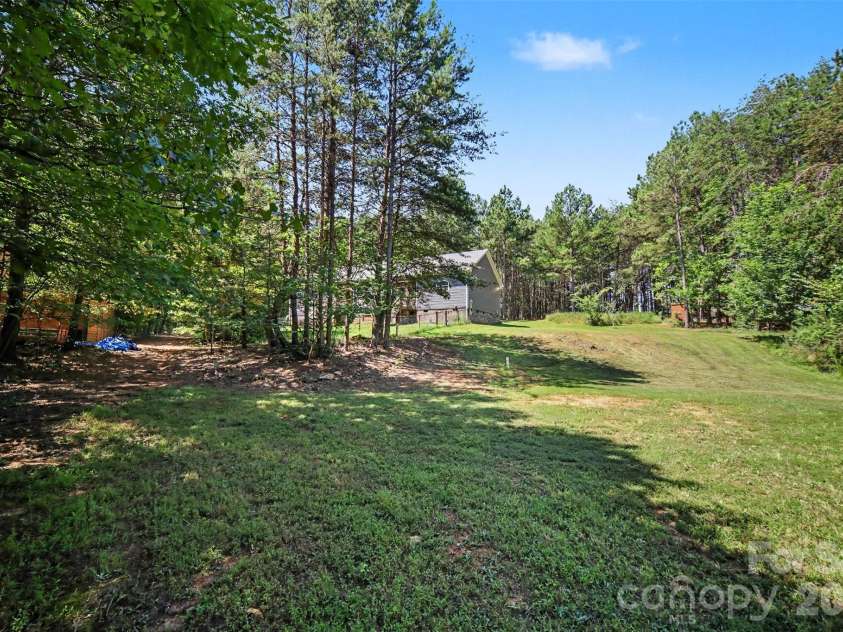 2702 Henry Knob Road, Clover, SC 29710.  MLS# CAR4410295, YatesRealty ID 41890. 