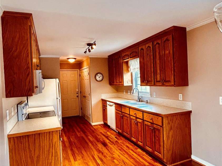 253 Stable Brook Lane, Taylorsville, NC 28681.  MLS# CAR4411348, YatesRealty ID 41892. 