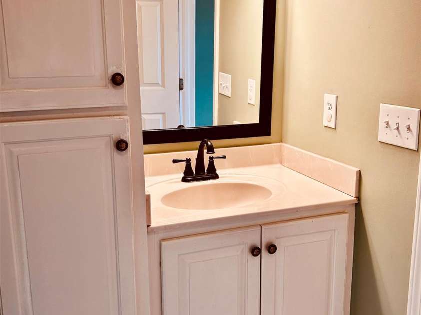 253 Stable Brook Lane, Taylorsville, NC 28681.  MLS# CAR4411348, YatesRealty ID 41892. 
