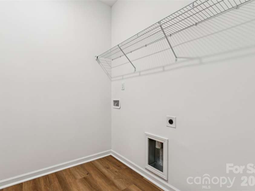 1004 Oak Hill Drive, Monroe, NC 28112.  MLS# CAR4408490, YatesRealty ID 41893. 