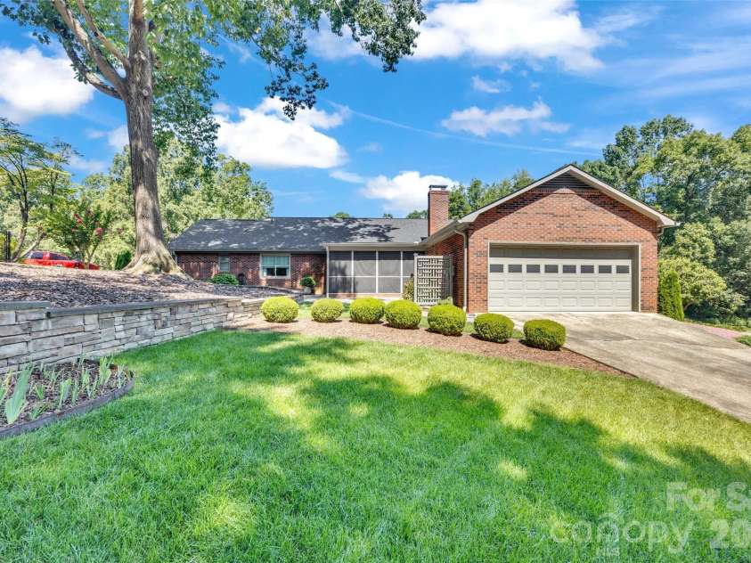 335 Bethel Drive, Salisbury, NC 28144.  MLS# CAR4410045, YatesRealty ID 41898. 