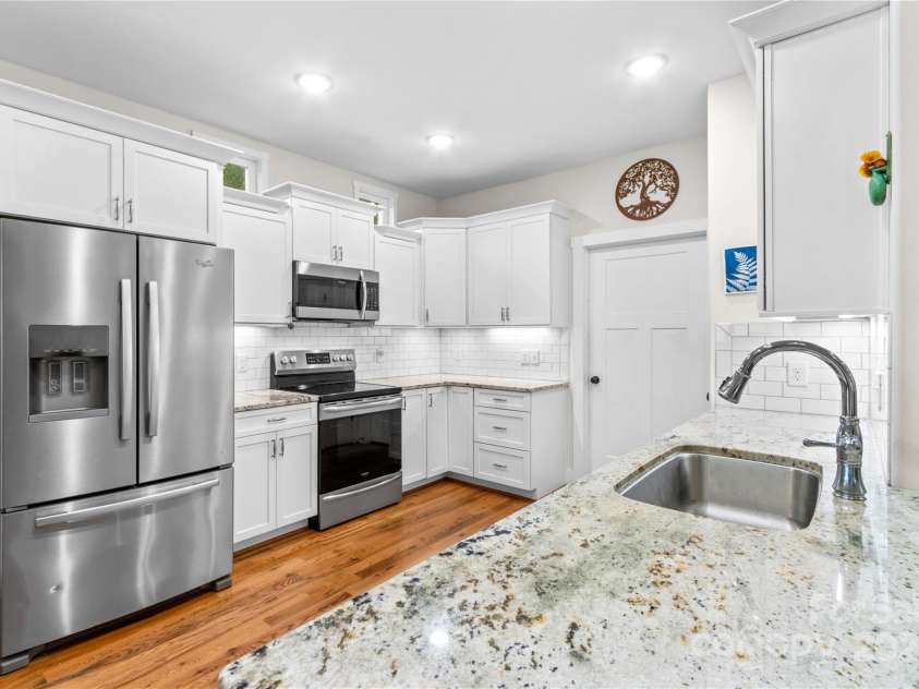 178 Nellwood Court, Mocksville, NC 27028.  MLS# CAR4301182, YatesRealty ID 419. 