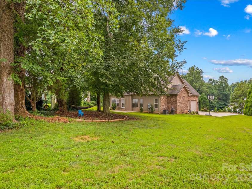 178 Nellwood Court, Mocksville, NC 27028.  MLS# CAR4301182, YatesRealty ID 419. 