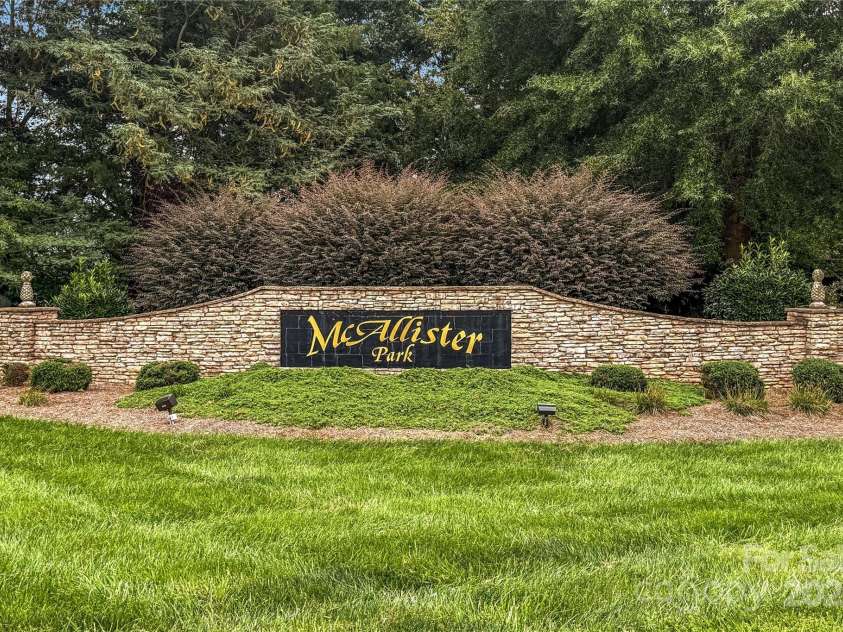 178 Nellwood Court, Mocksville, NC 27028.  MLS# CAR4301182, YatesRealty ID 419. 