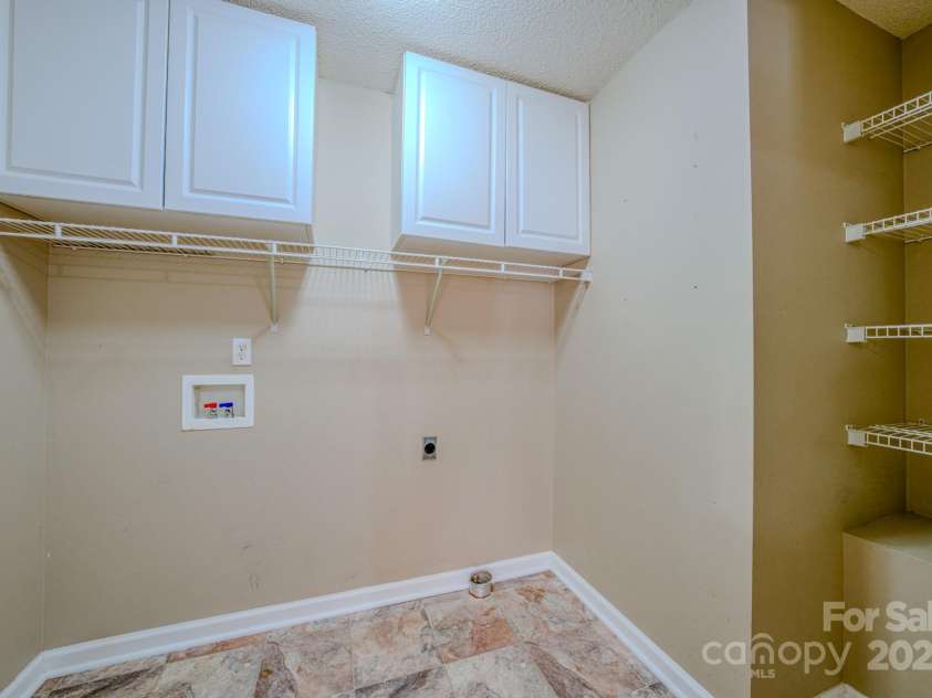 351 Morlin Acres Drive, Marshall, NC 28753.  MLS# CAR4232061, YatesRealty ID 4190. 