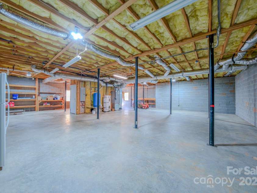 351 Morlin Acres Drive, Marshall, NC 28753.  MLS# CAR4232061, YatesRealty ID 4190. 