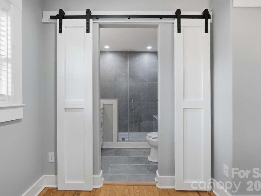 1103 Mable Avenue, Kannapolis, NC 28083.  MLS# CAR4402555, YatesRealty ID 41902. Primary ensuite