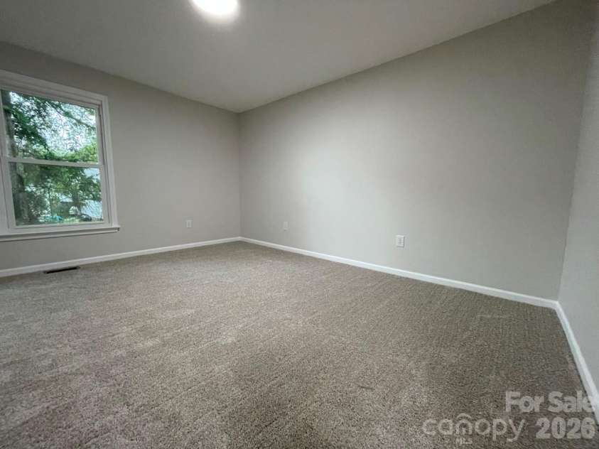 1617 4th Avenue, Gastonia, NC 28052.  MLS# CAR4405246, YatesRealty ID 41906. 