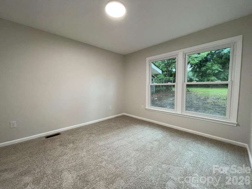 1617 4th Avenue, Gastonia, NC 28052.  MLS# CAR4405246, YatesRealty ID 41906. 