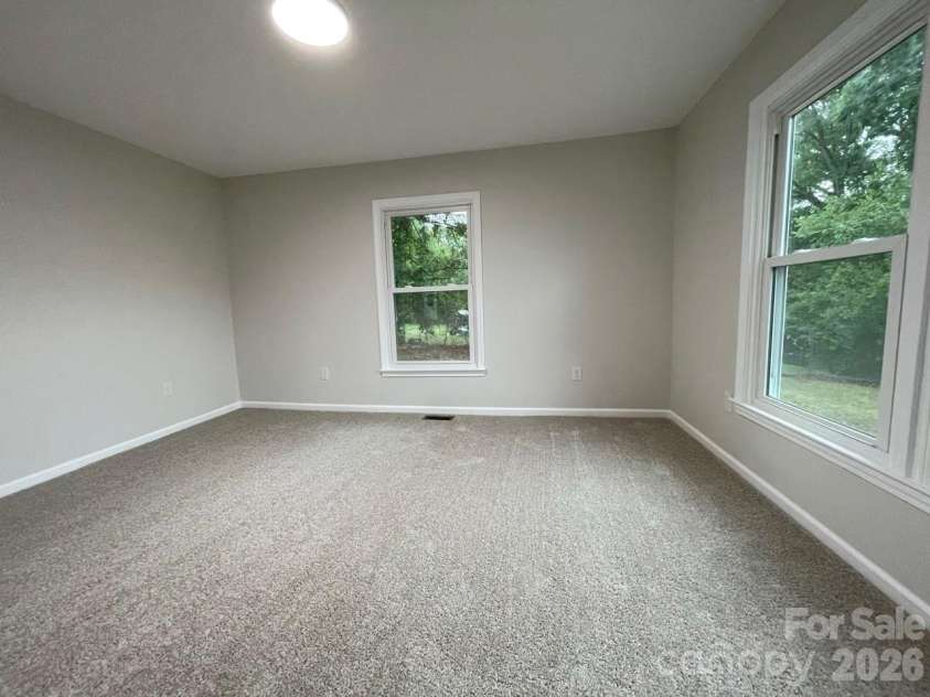 1617 4th Avenue, Gastonia, NC 28052.  MLS# CAR4405246, YatesRealty ID 41906. 