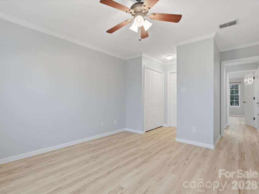 9404 Vicksburg Park Court, Charlotte, NC 28210.  MLS# CAR4351899, YatesRealty ID 41907. 