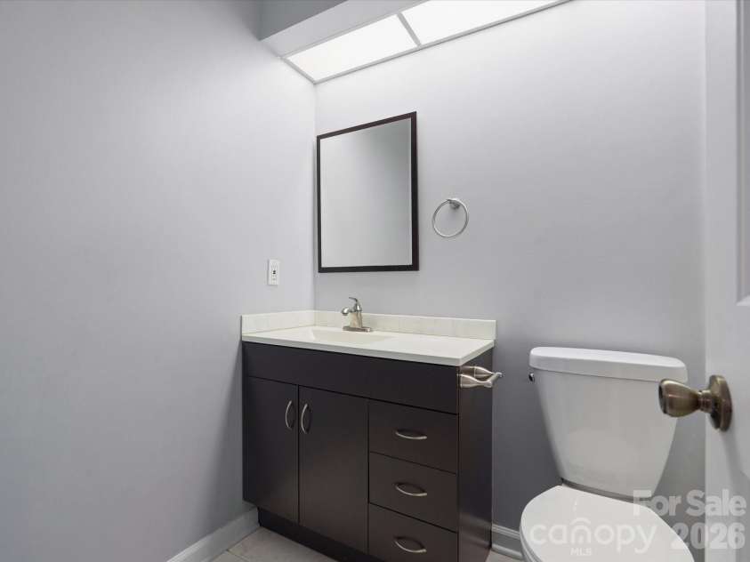 9404 Vicksburg Park Court, Charlotte, NC 28210.  MLS# CAR4351899, YatesRealty ID 41907. 