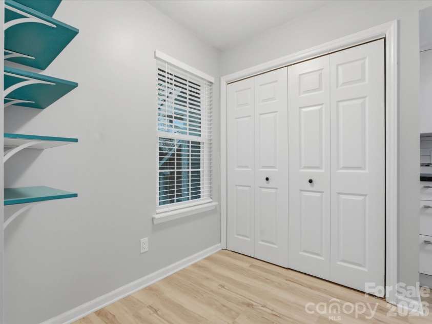 9404 Vicksburg Park Court, Charlotte, NC 28210.  MLS# CAR4351899, YatesRealty ID 41907. 