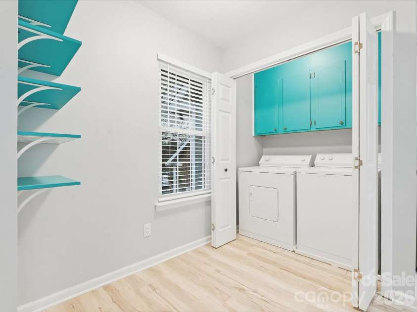 9404 Vicksburg Park Court, Charlotte, NC 28210.  MLS# CAR4351899, YatesRealty ID 41907. 