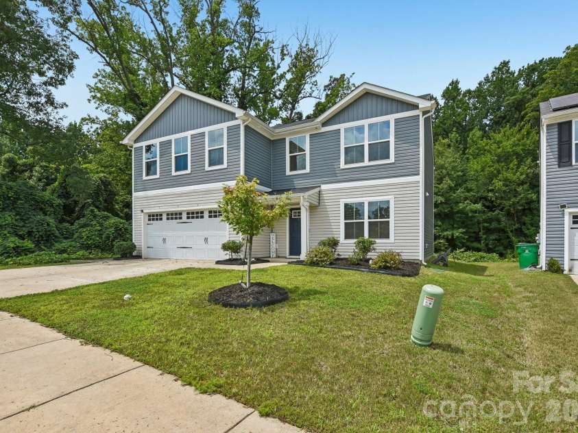 6931 Ludell Lane, Charlotte, NC 28215.  MLS# CAR4408618, YatesRealty ID 41908. 