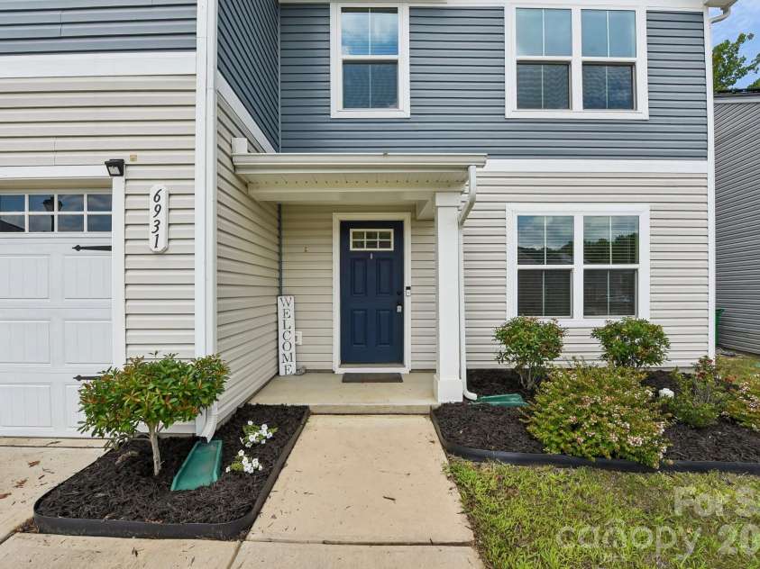 6931 Ludell Lane, Charlotte, NC 28215.  MLS# CAR4408618, YatesRealty ID 41908. 