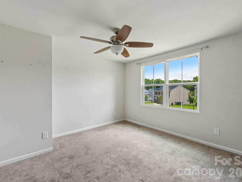 6931 Ludell Lane, Charlotte, NC 28215.  MLS# CAR4408618, YatesRealty ID 41908. 