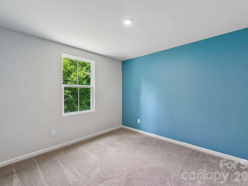 6931 Ludell Lane, Charlotte, NC 28215.  MLS# CAR4408618, YatesRealty ID 41908. 