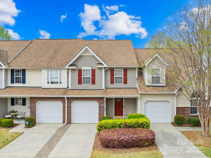 11308 Morgan Valley Lane, Charlotte, NC 28270.  MLS# CAR4239413, YatesRealty ID 4191. 