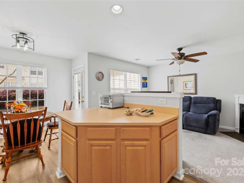 11308 Morgan Valley Lane, Charlotte, NC 28270.  MLS# CAR4239413, YatesRealty ID 4191. 