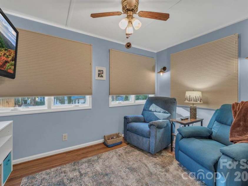 6 Ridgewood Lane, Newland, NC 28657.  MLS# CAR4357353, YatesRealty ID 4191. 