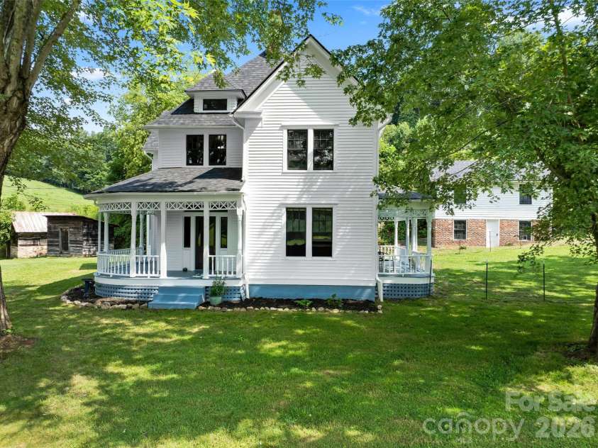 5 Clarks Cove Road, Leicester, NC 28748.  MLS# CAR4411750, YatesRealty ID 41911. 1912 Thomas Rogers House built by carpenter Frank Davis.