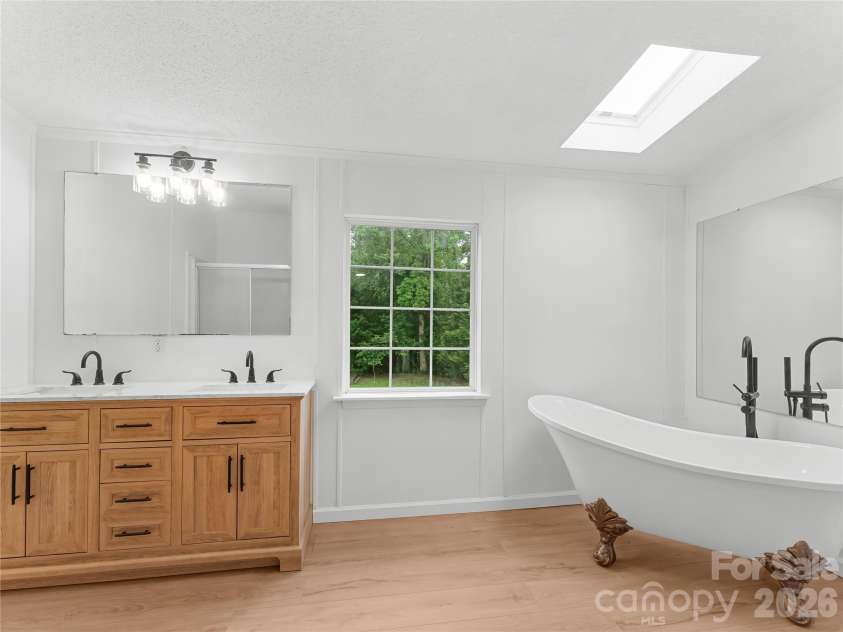 398 Staton Road, Flat Rock, NC 28731.  MLS# CAR4404515, YatesRealty ID 41912. Primary Bathroom