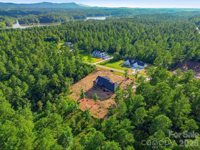 5529 Paddock Way, Granite Falls, NC 28630.  MLS# CAR4404325, YatesRealty ID 41913. Lake Rhodhiss access