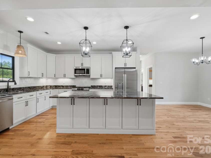 5529 Paddock Way, Granite Falls, NC 28630.  MLS# CAR4404325, YatesRealty ID 41913. Quality Cabinetry
