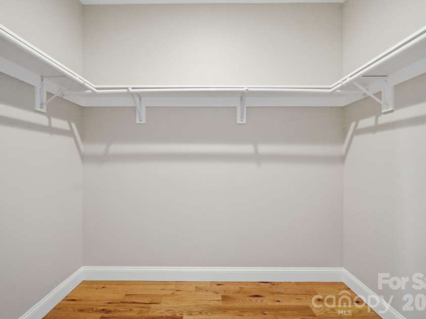 5529 Paddock Way, Granite Falls, NC 28630.  MLS# CAR4404325, YatesRealty ID 41913. Walk-in Closet