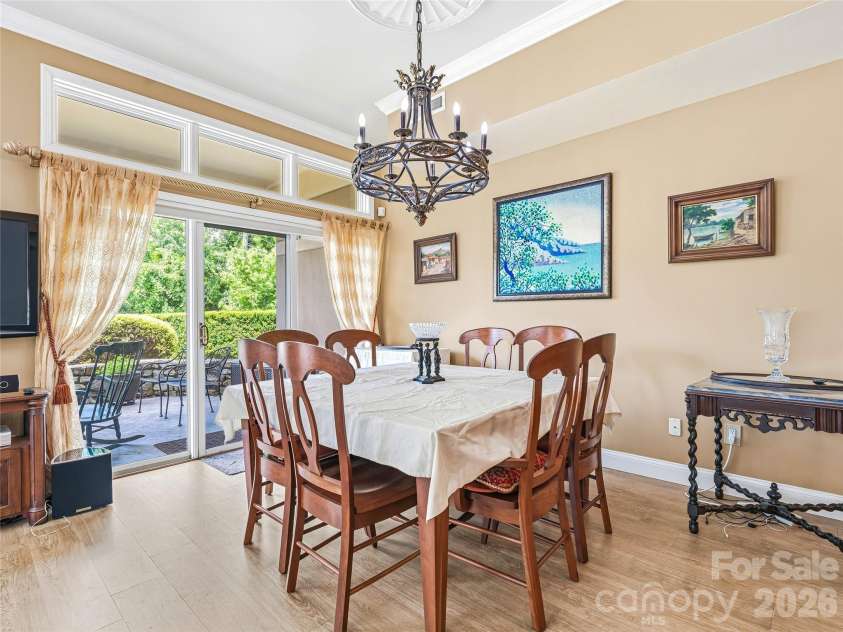 30 Dover Street, Asheville, NC 28804.  MLS# CAR4370162, YatesRealty ID 41916. 