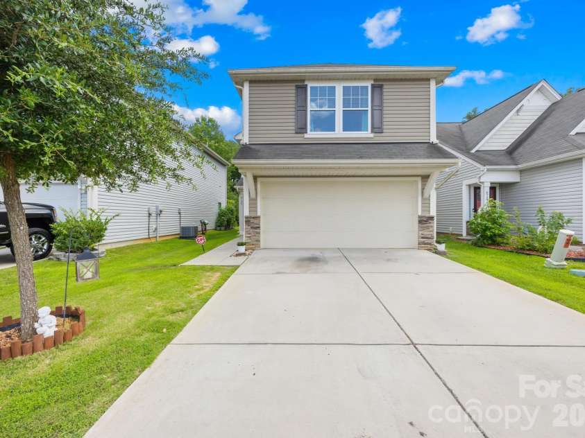 4725 Yarrow Street, Rock Hill, SC 29732.  MLS# CAR4406455, YatesRealty ID 41917. 