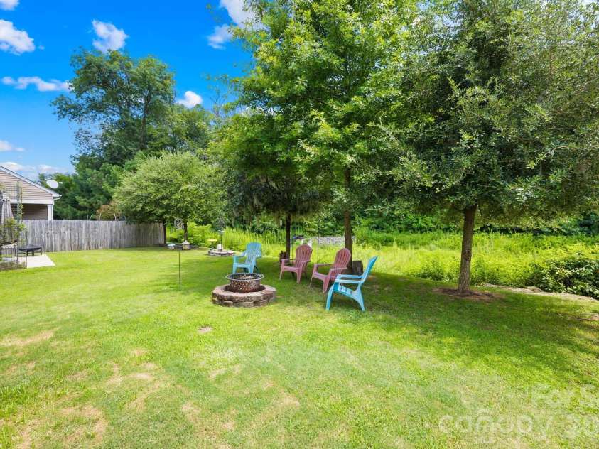 4725 Yarrow Street, Rock Hill, SC 29732.  MLS# CAR4406455, YatesRealty ID 41917. 