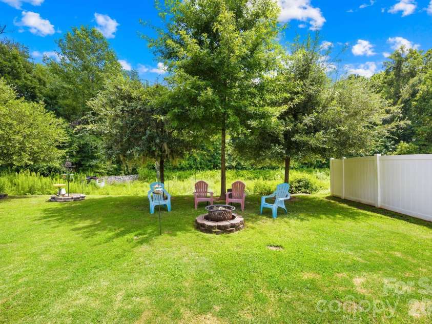 4725 Yarrow Street, Rock Hill, SC 29732.  MLS# CAR4406455, YatesRealty ID 41917. 